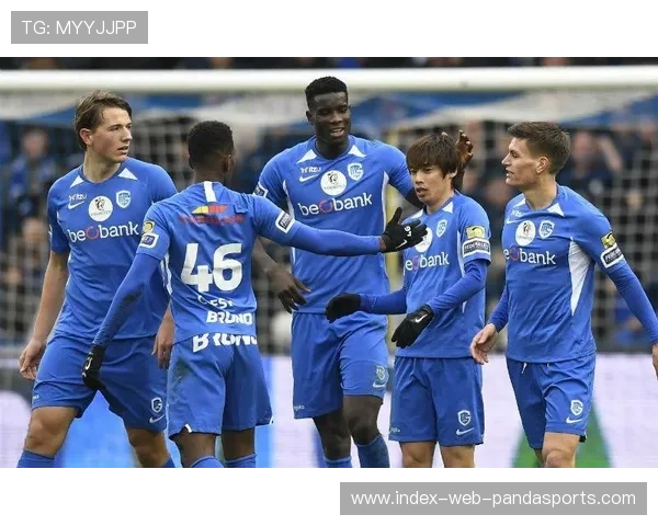 亨克比甲冠军延续欧战征程,快速转换进攻体系效果显著 亨克比甲冠军延续欧战征程,快速转换进攻体系效果显著